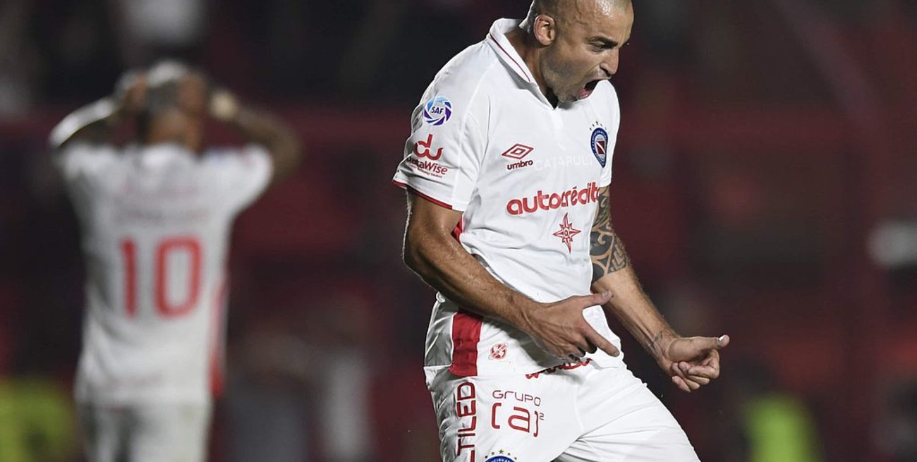 El Tribunal de Disciplina de AFA le levantará la suspensión por doping a Santiago Silva