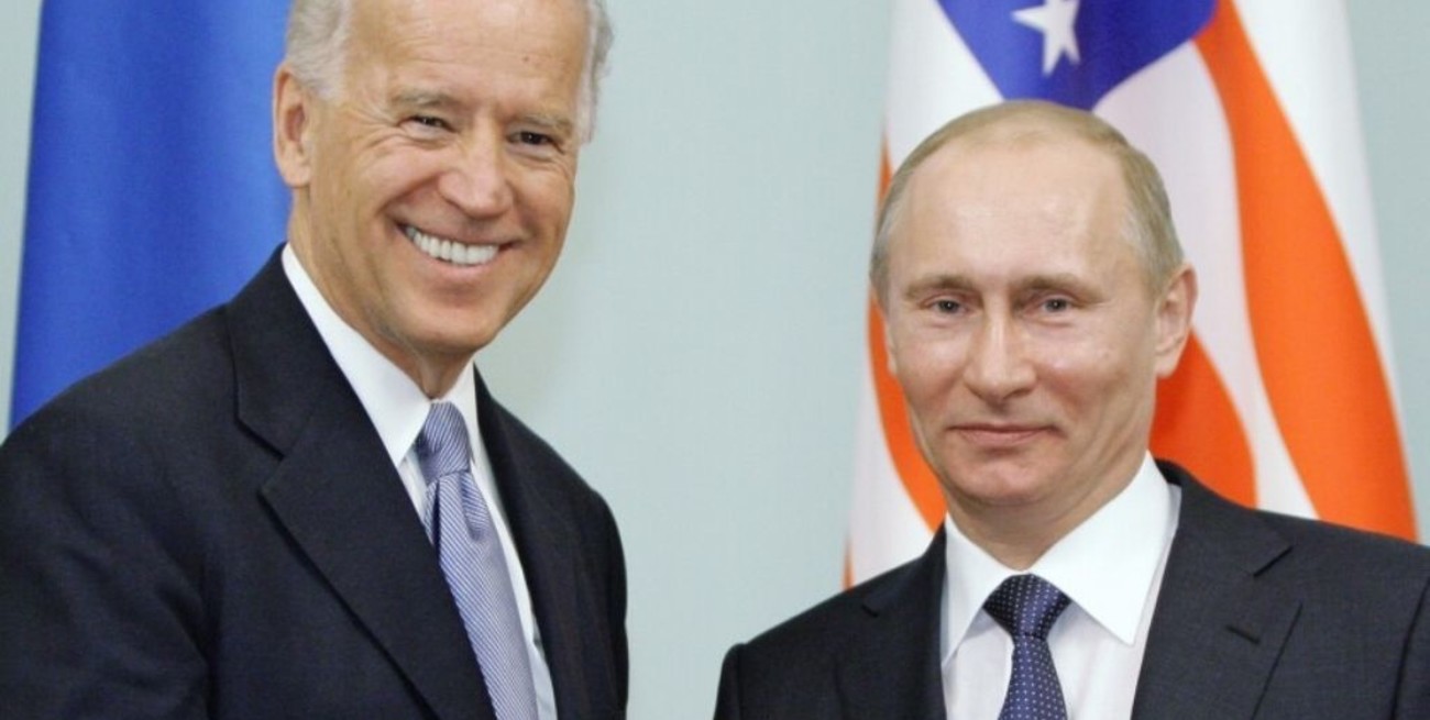 Biden y Putin mantendrán una conversación en medio de las tensiones por una posible invasión de Rusia a Ucrania