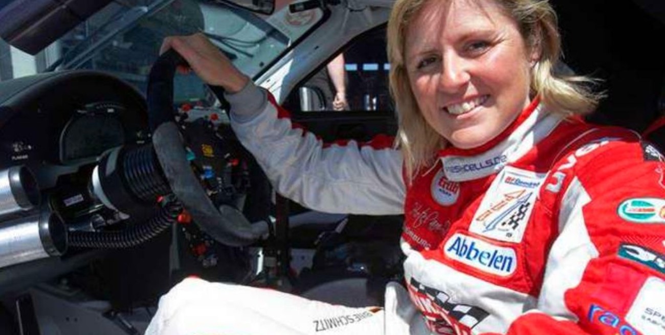 Murió Sabine Schmitz, la única mujer que ganó las "24 horas de Nürburgring"