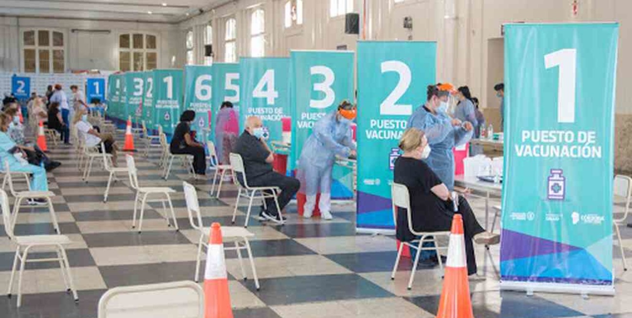 Suspendieron la vacunación de la primera dosis en la ciudad de Córdoba