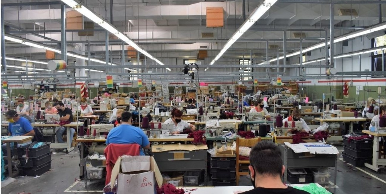 Carreras: se aprobó ley para preservar bienes, muebles y maquinarias de la Textil