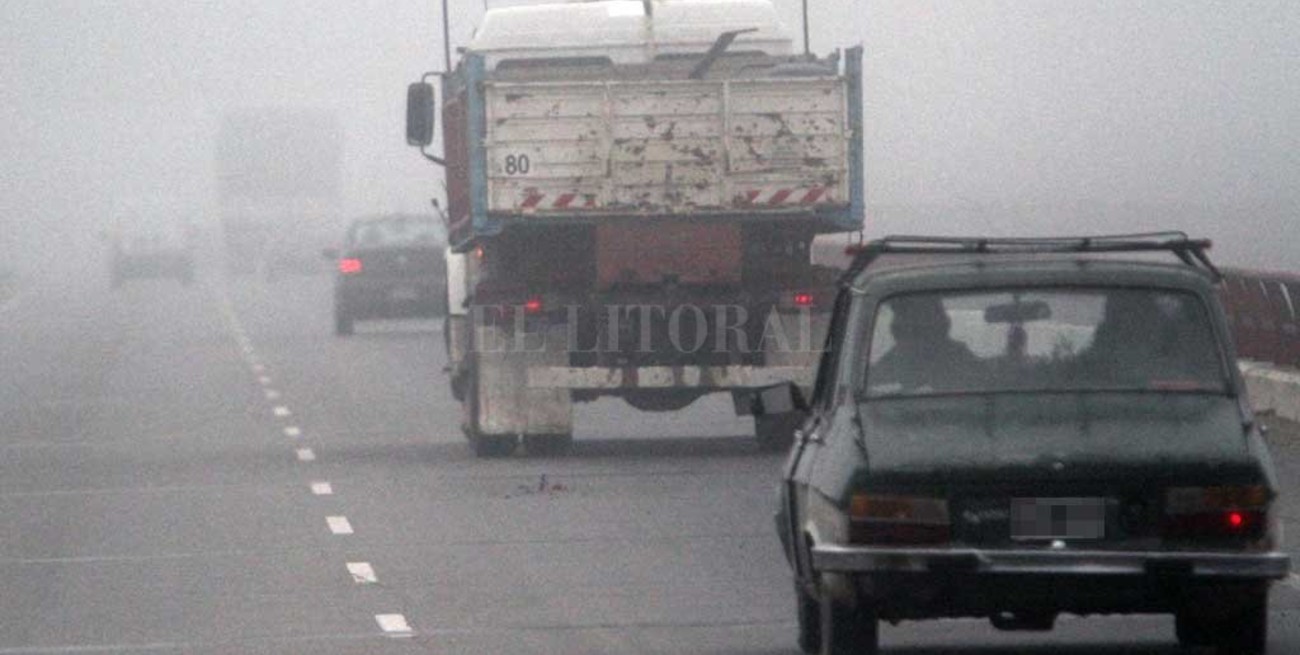 Advierten por bancos de nieblas en rutas del centro y sur de Santa Fe