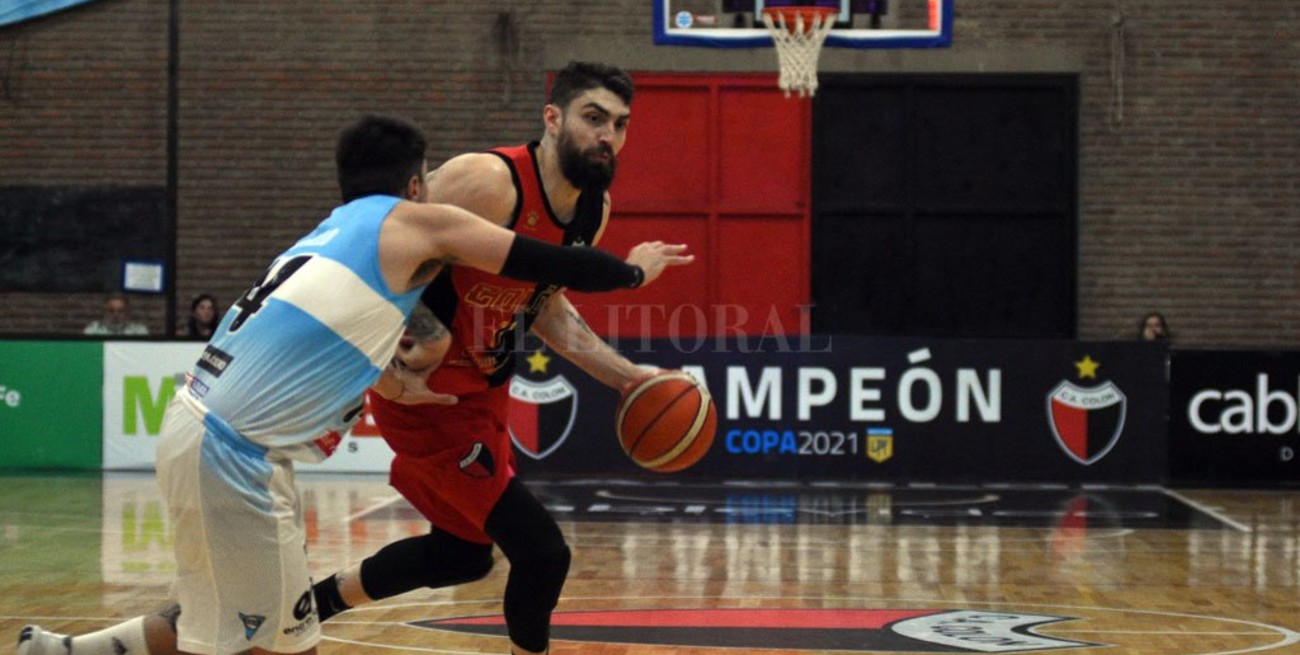 Colón recibe a la Liga Argentina en el Roque Otrino