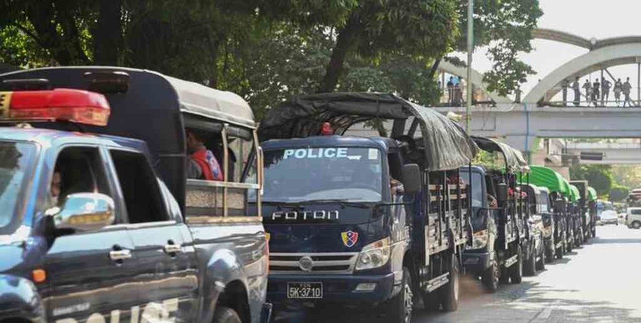 Birmana: la junta militar liberó a cientos de presos detenidos durante las protestas