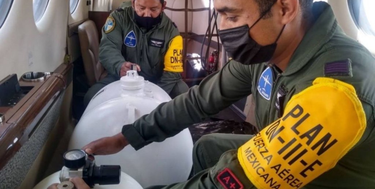 Video: La Fuerza Aérea Mexicana bombardea nubes para hacer llover