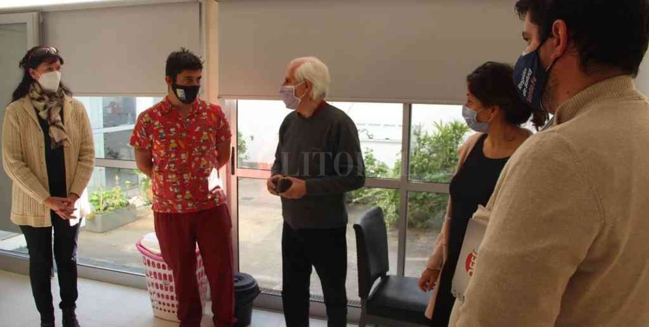 Franck: funcionarios del ministerio de Salud recorrieron el sector Covid del Samco