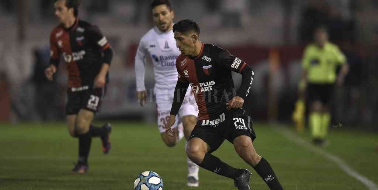 Aliendro dio positivo, se sumará el viernes pero el plantel viajará el jueves