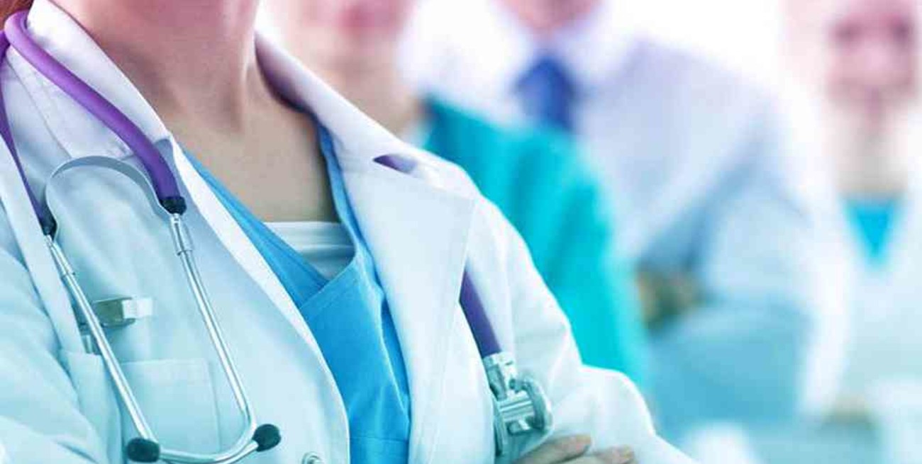 Hoy se conmemora el "Día del médico": una vocación de servicio