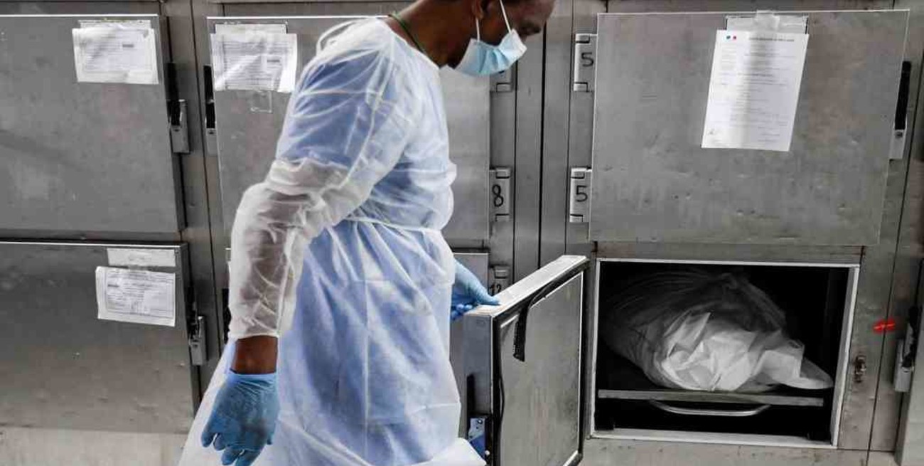 India: un hombre fue encontrado vivo después de pasar siete horas en una morgue