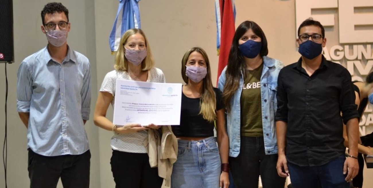 Jóvenes emprendedores santafesinos recibieron financiamiento para fortalecer sus proyectos.