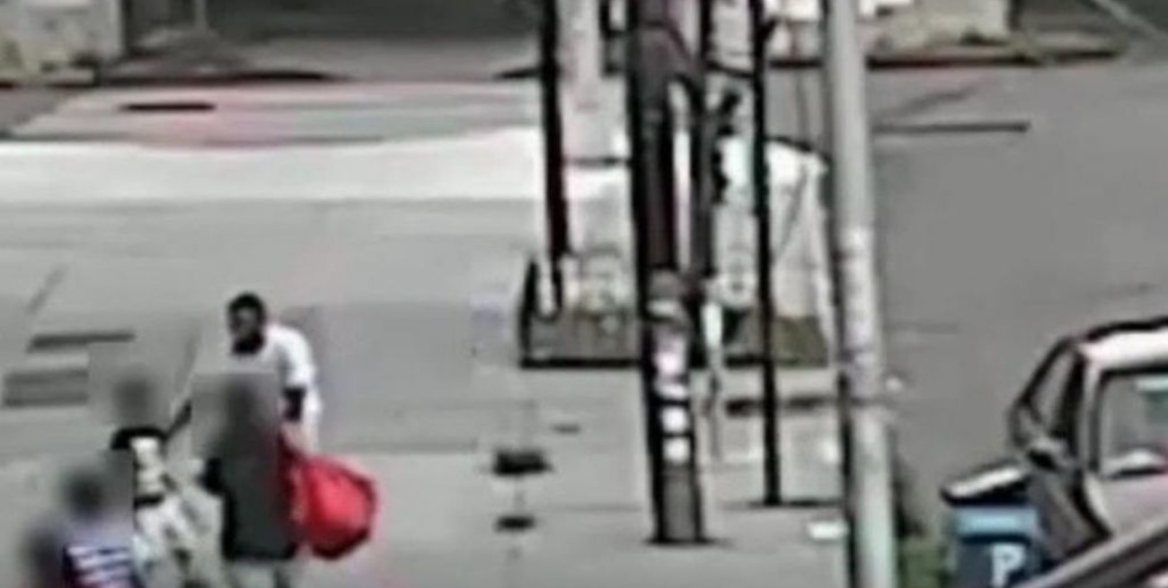 Video: salva a su hijo de ser secuestrado a plena luz del día en Nueva York