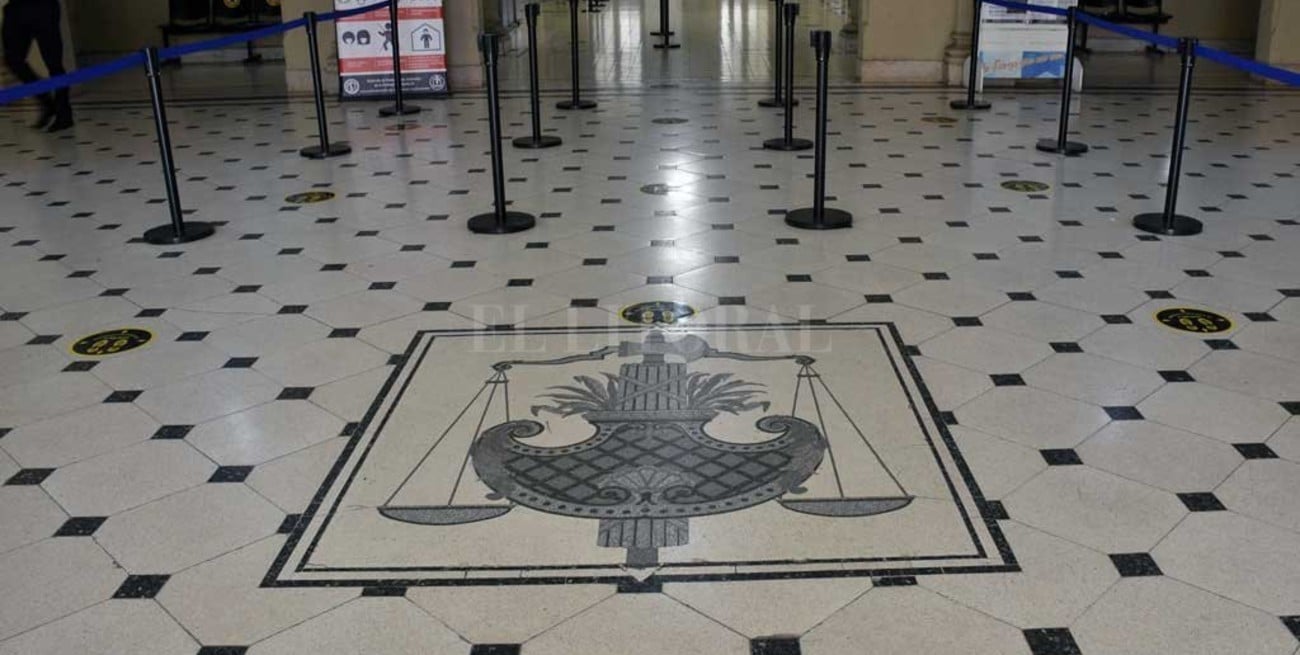  Condenado por violar a toda su familia