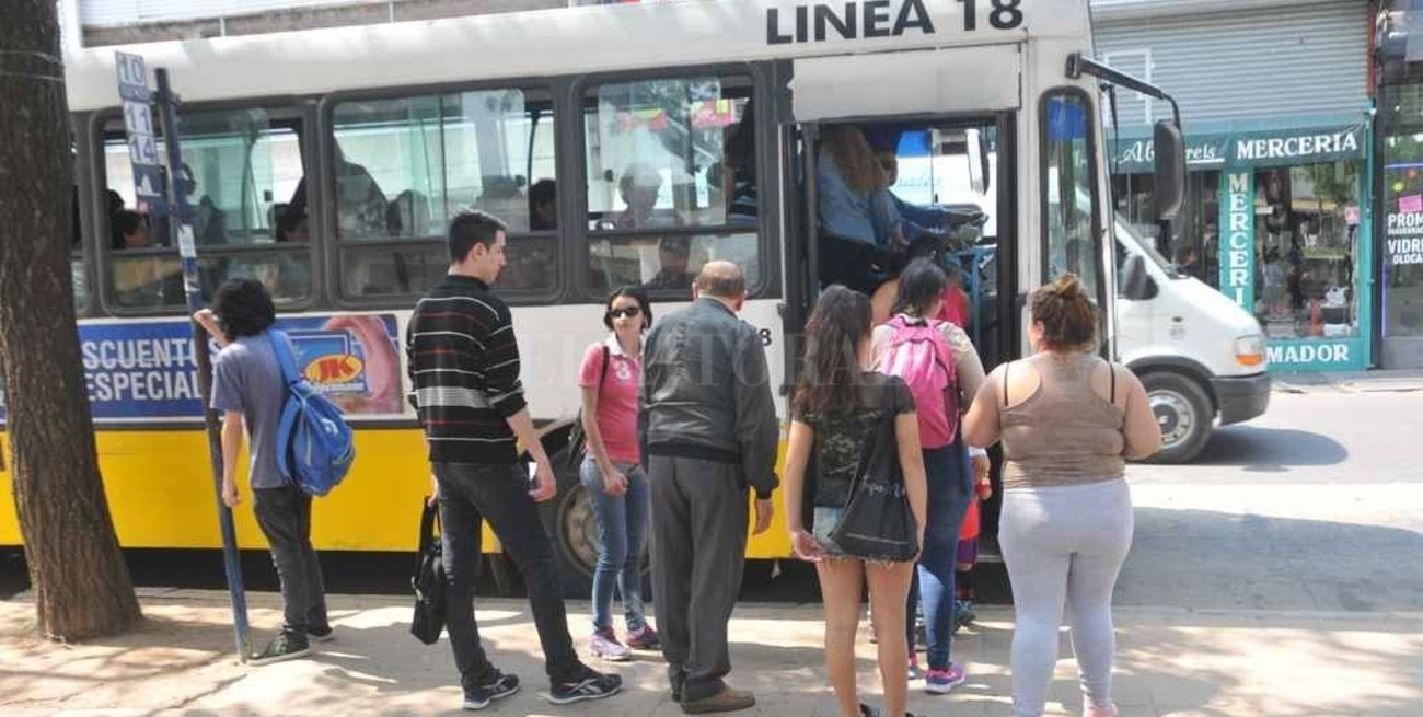 Paro de colectivos: reunión para intentar "destrabar" el conflicto