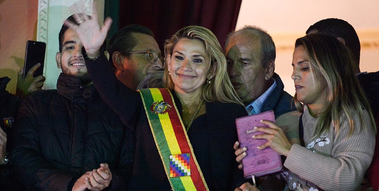 La justicia de Bolivia dijo que la asunción de Áñez fue inconstitucional