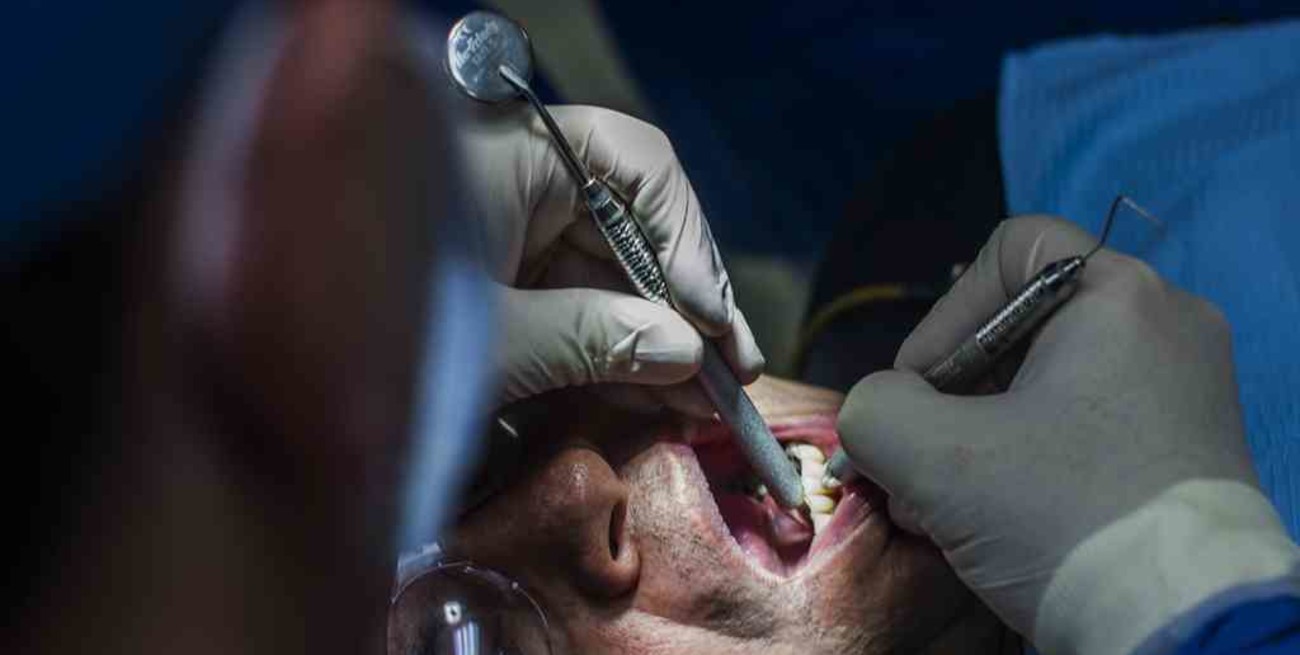 Caries avanzadas e infecciones, las consecuencias de meses sin tratamiento