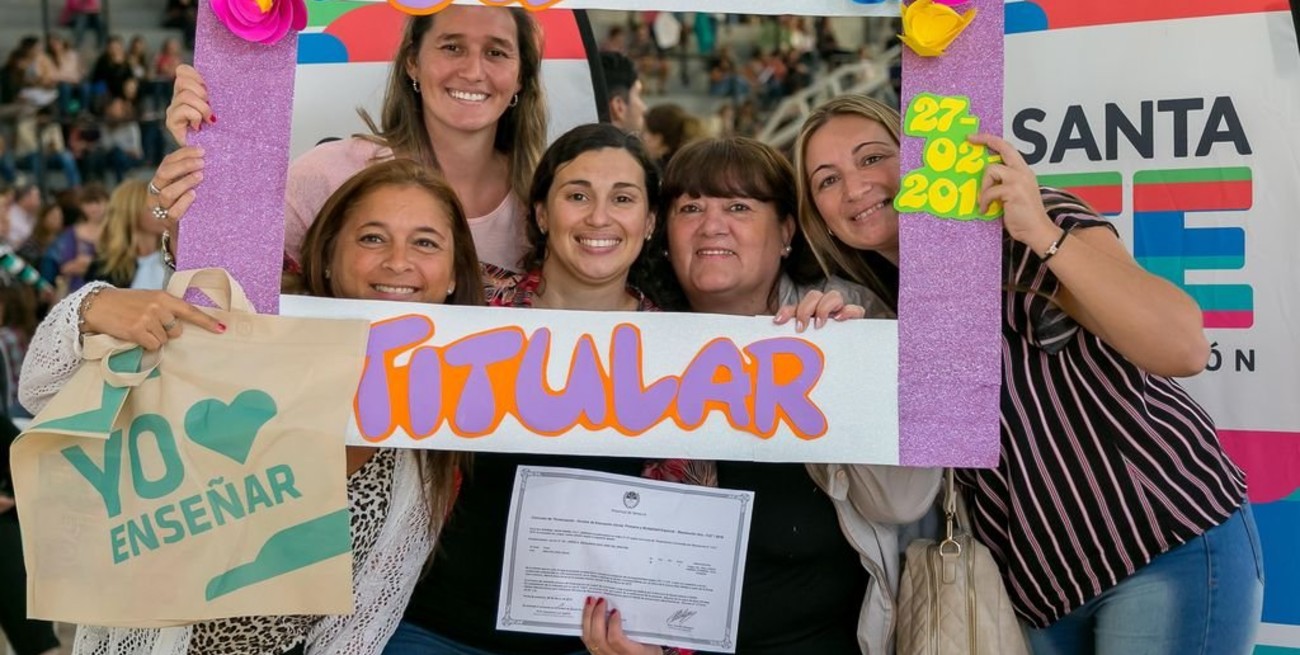 El Gobierno de Santa Fe titulariza a 50 mil docentes en 11 años