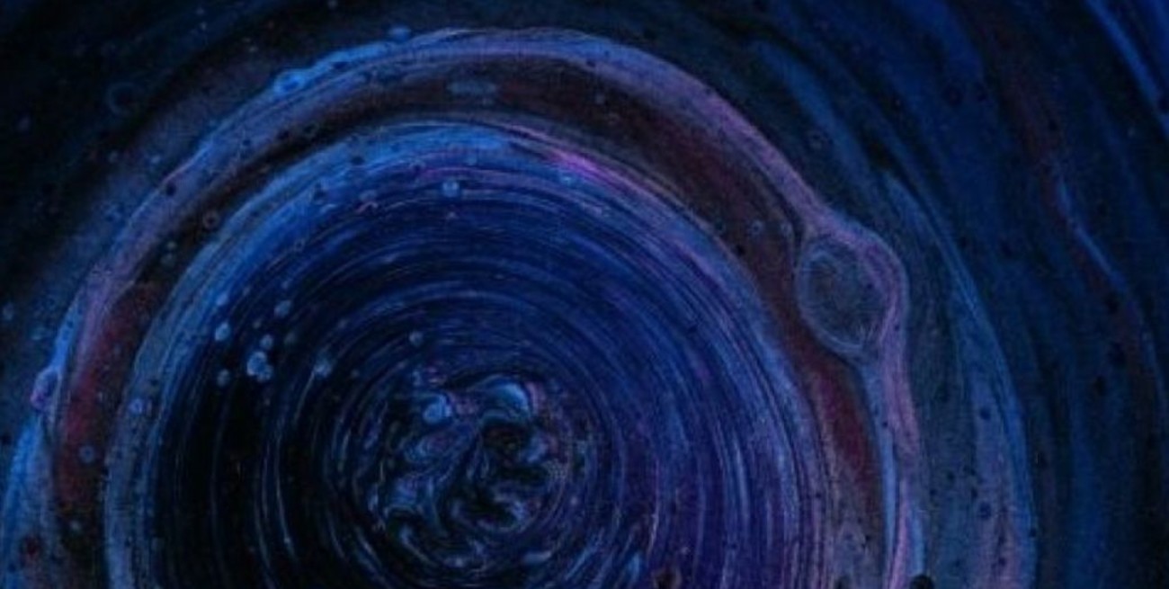 Agujero negro supermasivo se mueve a gran velocidad