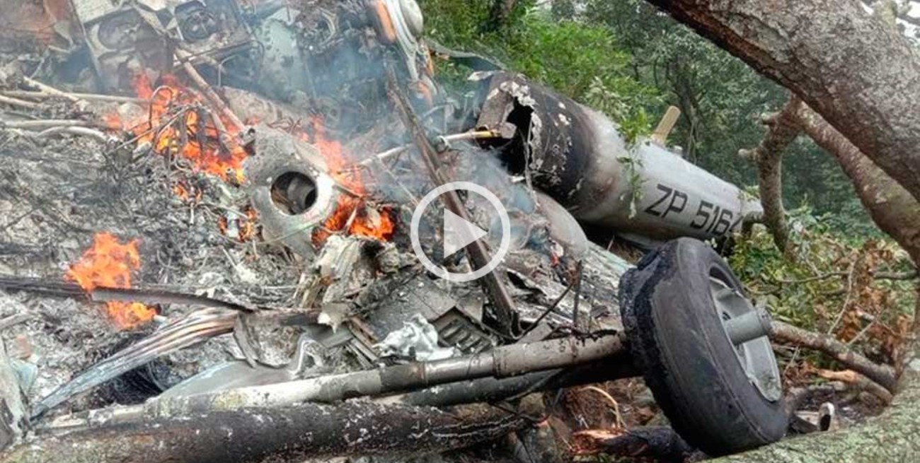 Tragedia en India: tres muertos al estrellarse un helicóptero