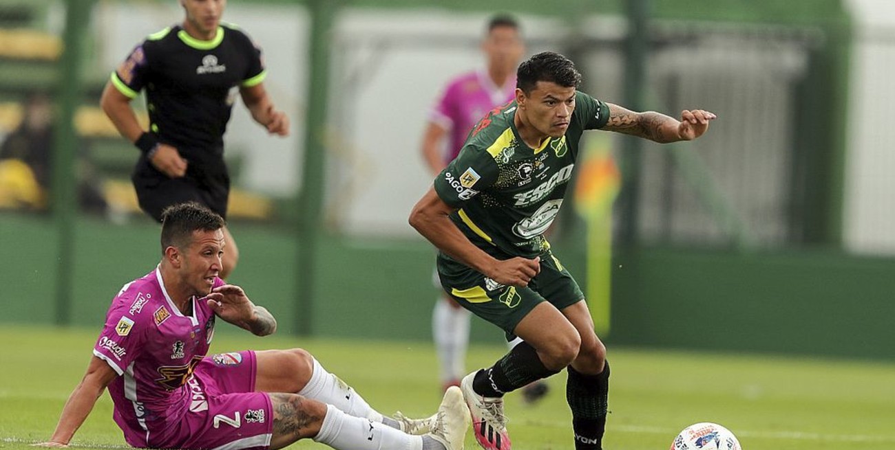 Defensa y Justicia perdió ante Arsenal y se alejó de los puestos de clasificación