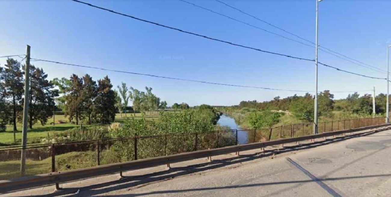 Rosario: hallan el cuerpo de un adolescente con un disparo en el cráneo