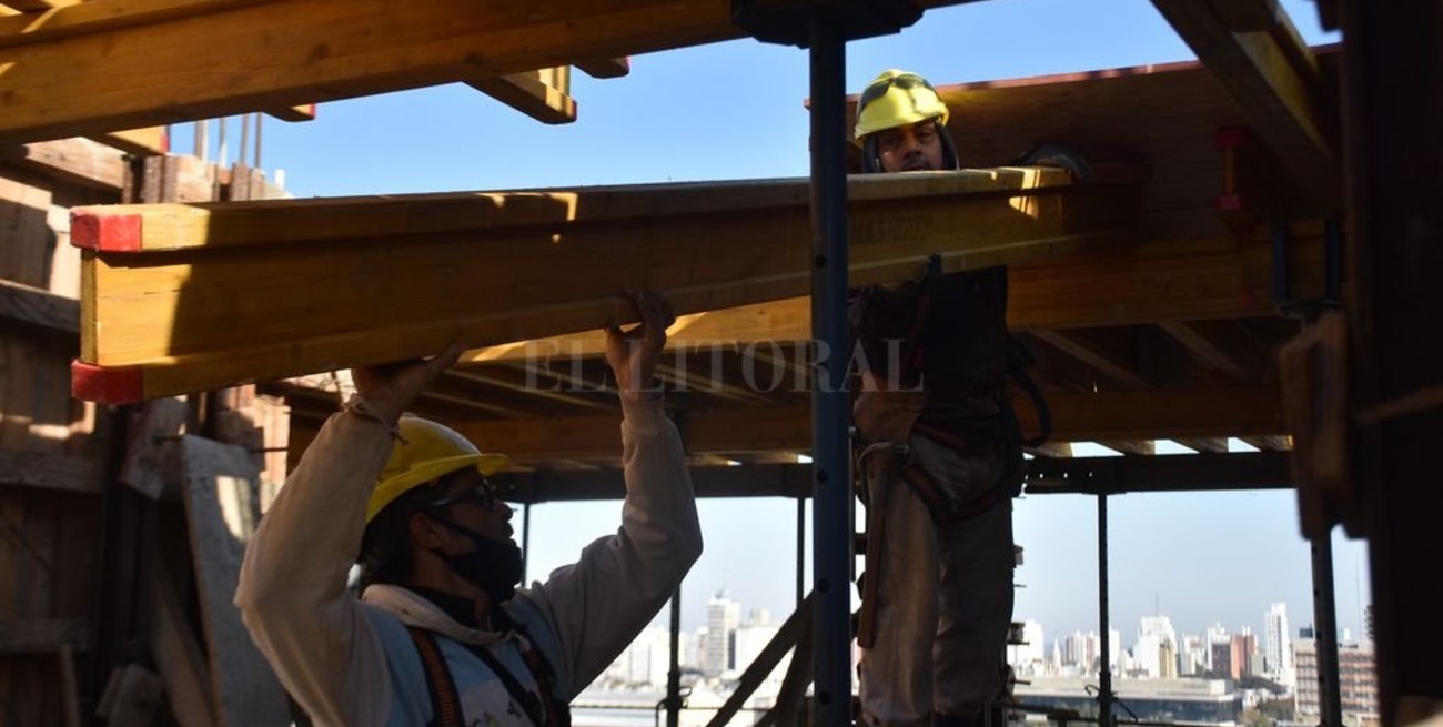 Subió la venta de insumos para construcción privada 