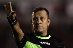 La FIFA designó a Darío Herrera para un partido clave de la segunda fecha