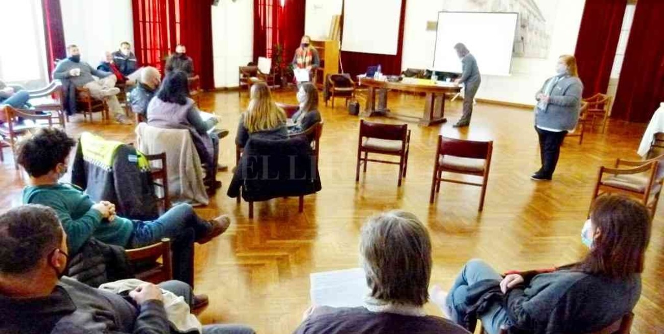 Esperanza: el municipio capacitó sobre género y violencia contra las mujeres