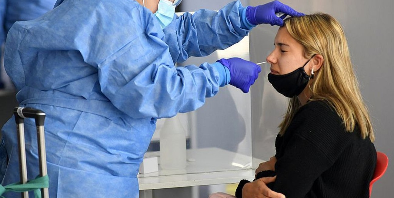 Argentina notificó 205 fallecidos y 6.731 nuevos contagios de Covid-19