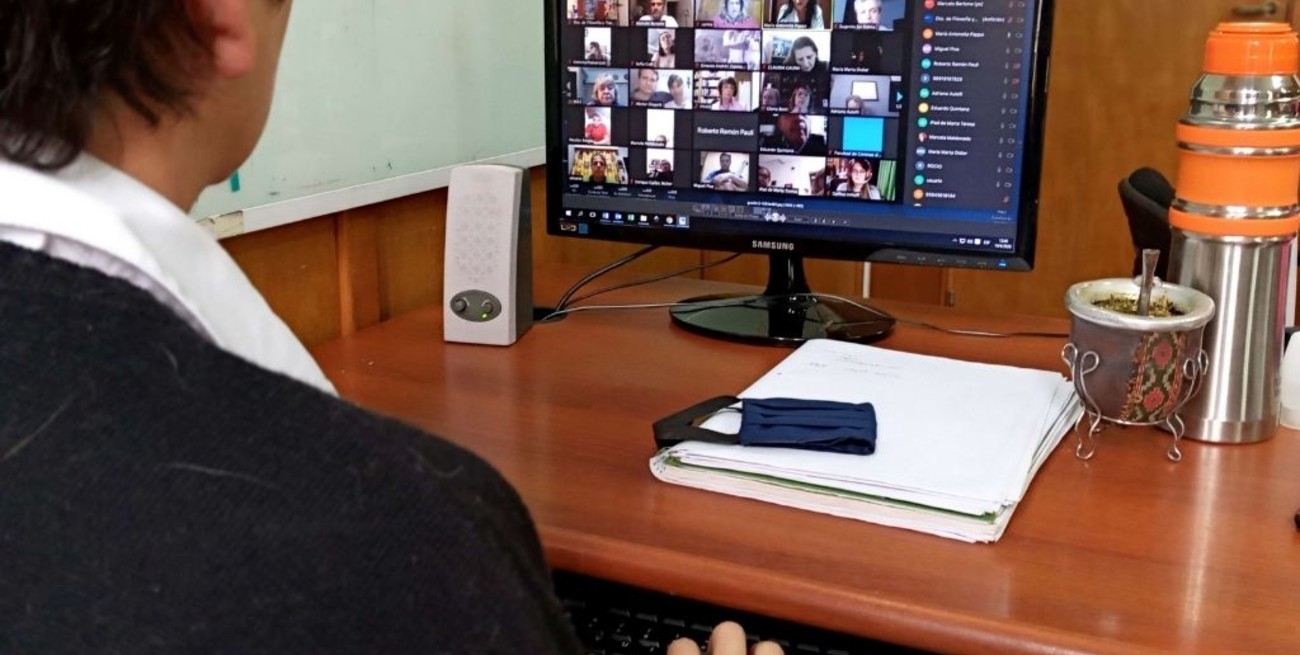 Cuatro historias de jóvenes que volvieron a la "facu" reinventados por la virtualidad