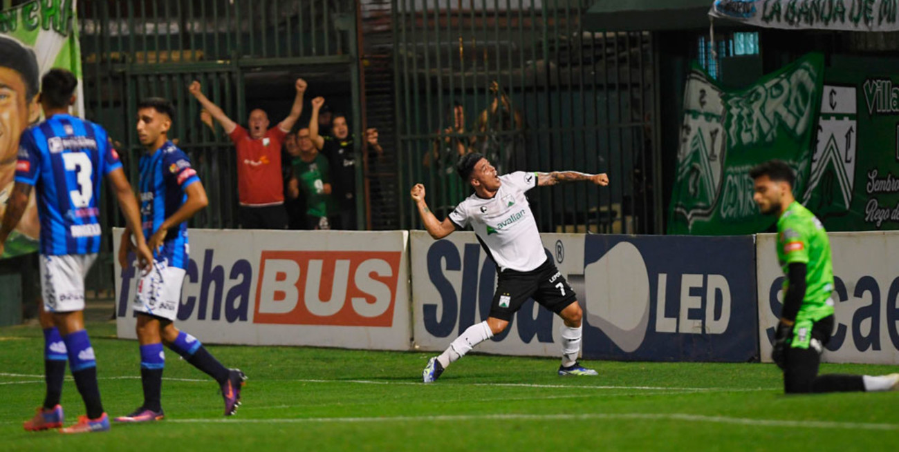 Con doblete de Brian Fernández, Ferro ganó y sueña con el ascenso a Primera División