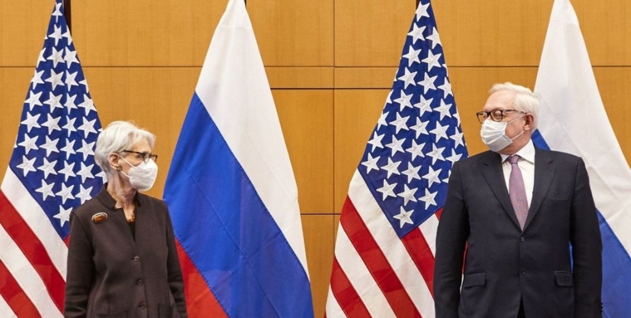 La diplomacia internacional no logra bajar la tensión entre Rusia y Occidente