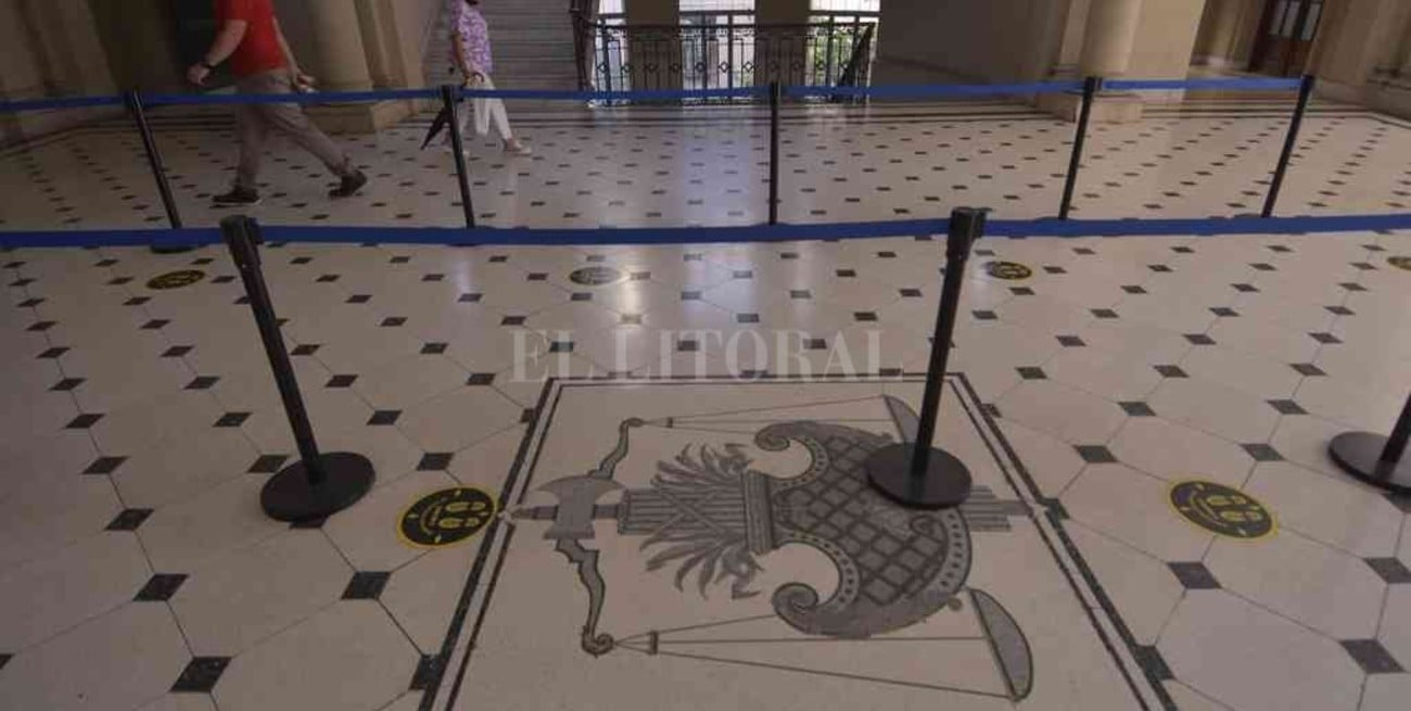 Absolvieron a un penitenciario acusado de abuso sexual por su pareja