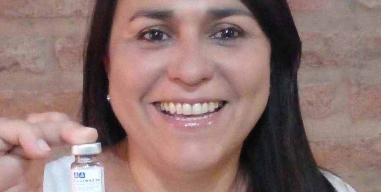 Alejandra Lucca, la enfermera que aplicó la primera dosis en Santa Fe