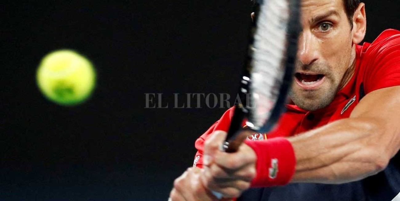 La justicia australiana ordena la liberación de Djokovic