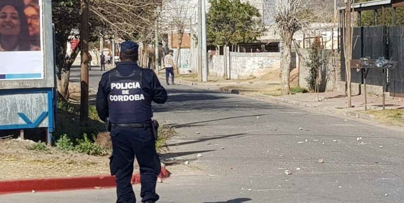 Córdoba: un policía mató de 13 balazos a un joven defendiéndose de un robo