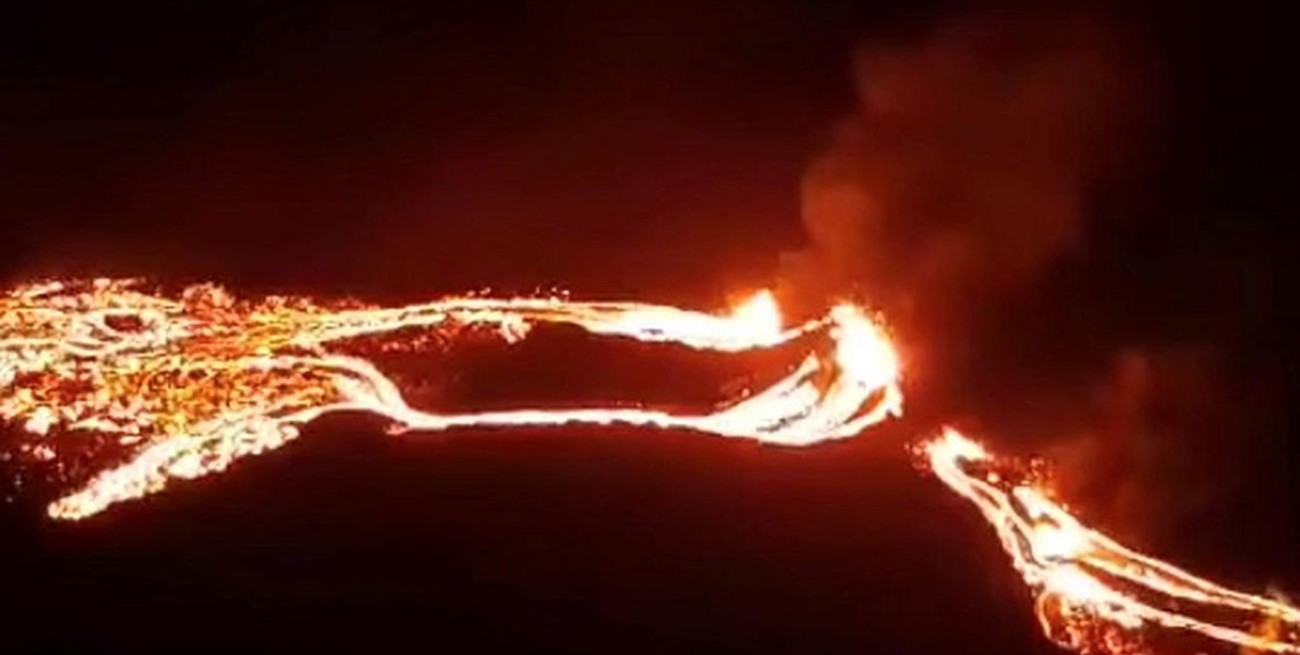 Microterremotos y una erupción volcánica generan alerta en Islandia