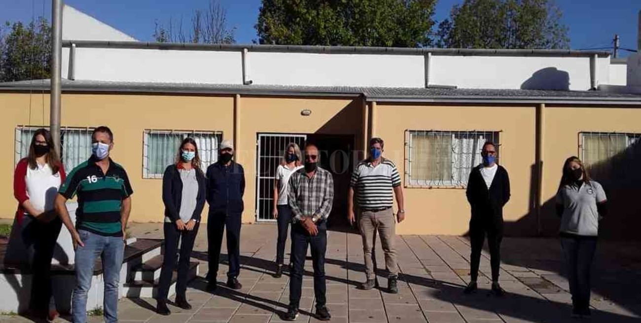 La ONG "Un Árbol Más" desembarca en Santa Clara de Buena Vista con su proyecto ambiental