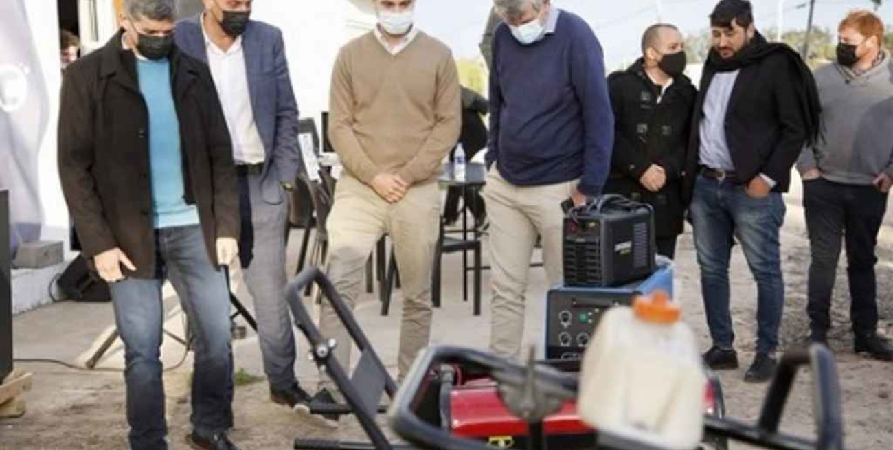 Nación entregó equipamiento y vehículos por más de $ 11 millones en Entre Ríos