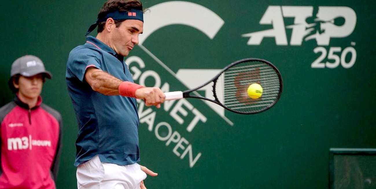 "Esperaba más de mí", reconoció Federer tras perder en su regreso al circuito