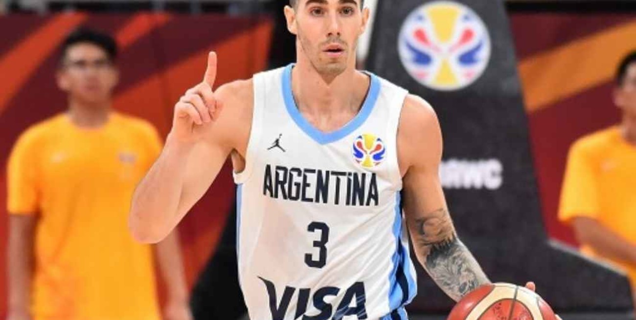 Luca Vildoza, recientemente cortado de la NBA, fue operado de su pie derecho