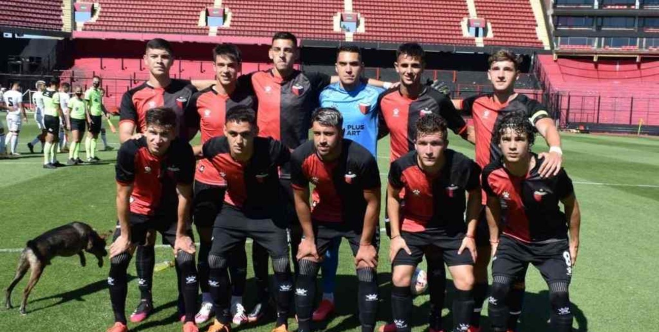 Colón ganó y quedó entre las cuatro mejores reservas