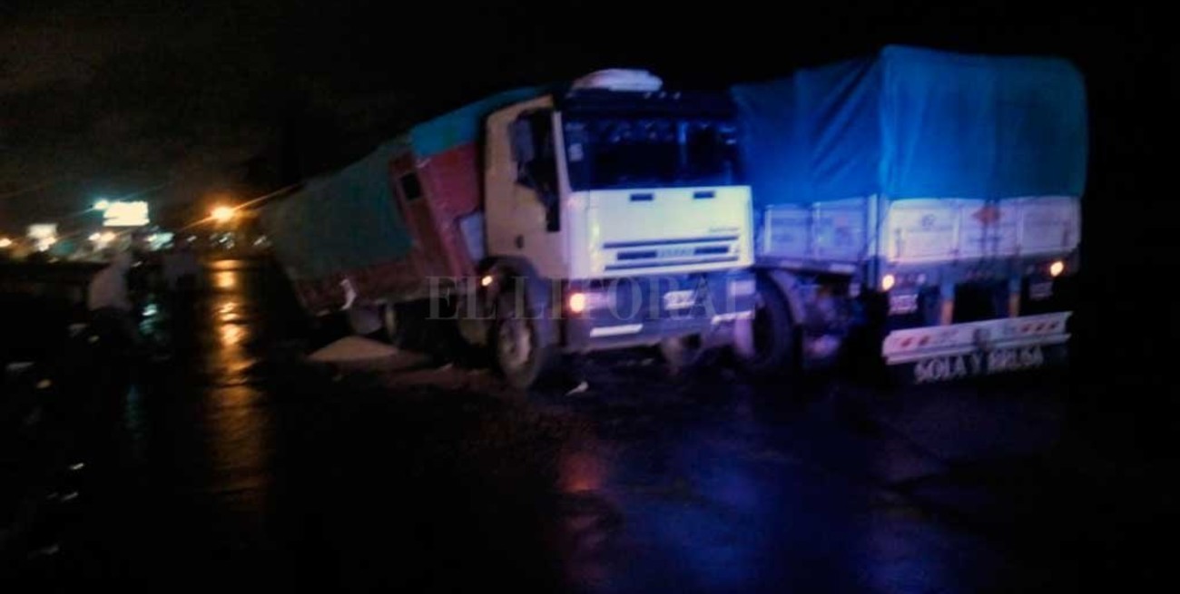 Automovilista lesionado tras siniestro en la autopista Santa Fe - Rosario