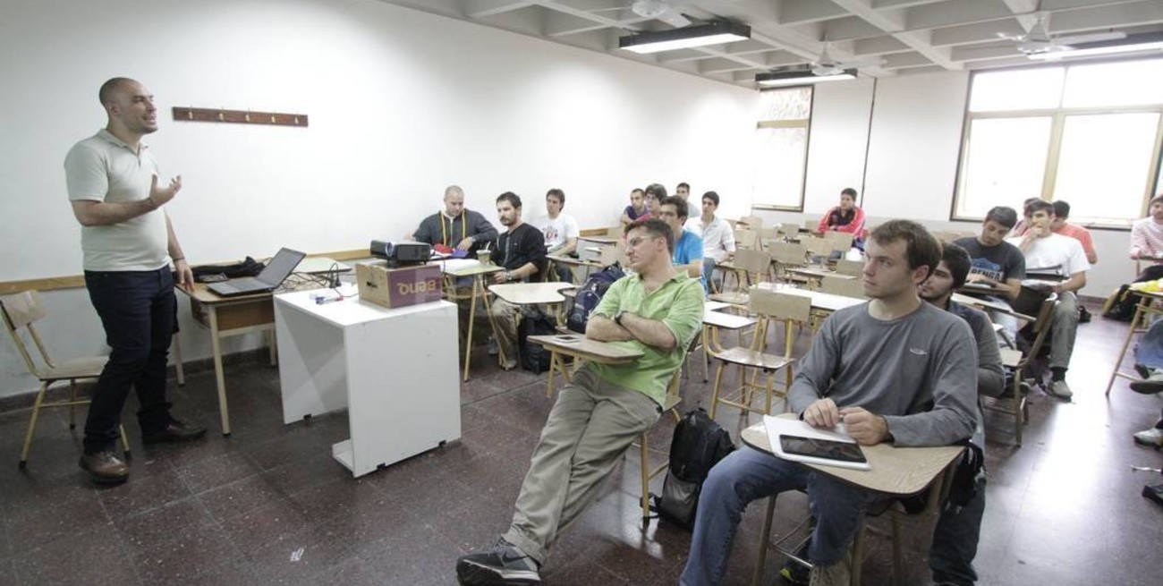 En la UTN, los estudiantes "evalúan" a sus profesores