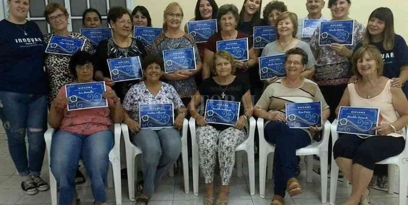 Fundación Innovar profundizará la capacitación digital para jóvenes y adultos mayores de Las Colonias