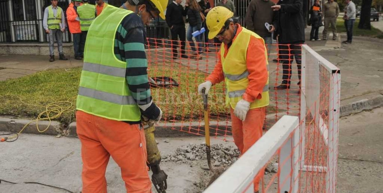 El Municipio quiere tomar crédito para arreglar las calles