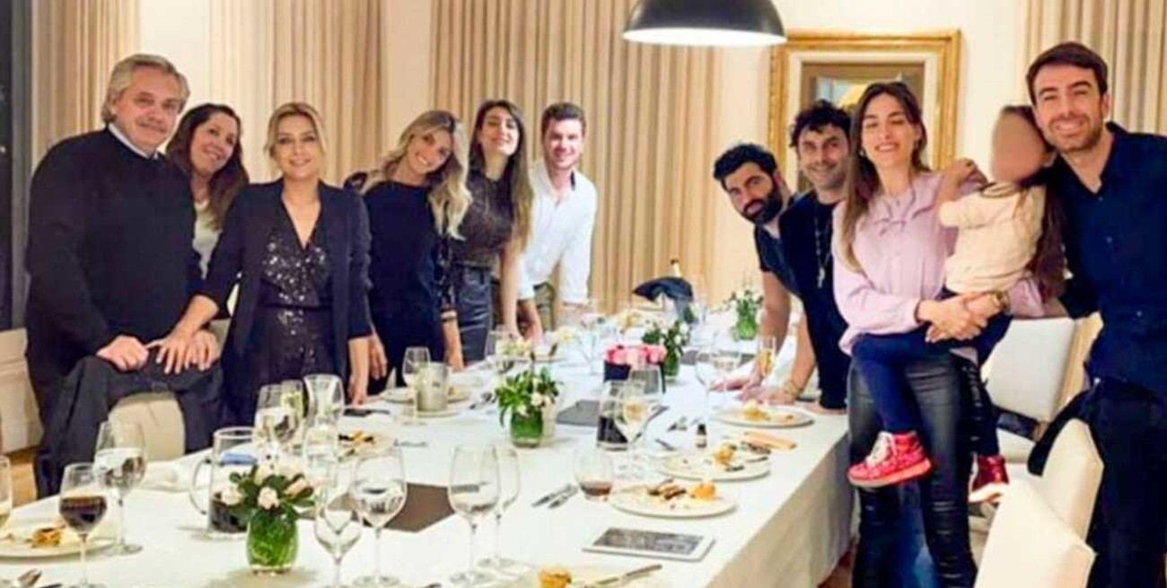 Fiesta en Olivos: Fabiola Yáñez ofrece un respirador como reparación