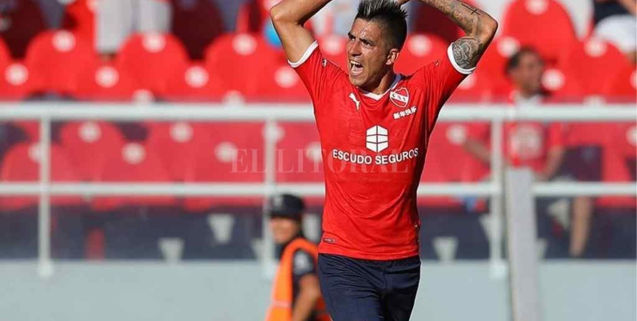 Independiente oficializó la vuelta de Leandro Fernández