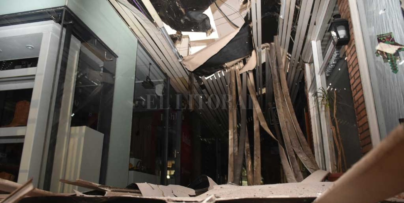 El municipio quiere conocer el estado del edificio de la Galería Garay tras el derrumbe