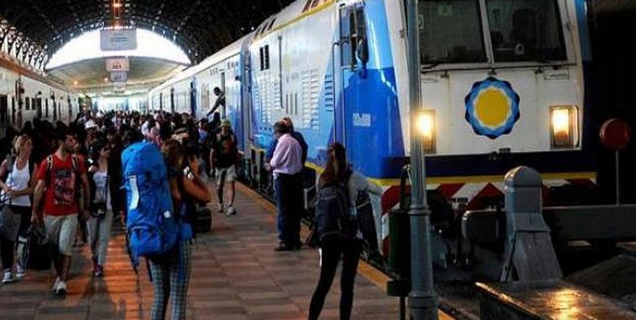 Anunciaron un paro trenes por 24 horas para toda la Argentina