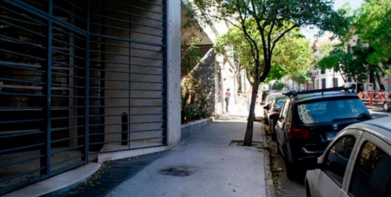 Ataques con bombas a Clarín: ordenan la captura nacional e internacional de los dos prófugos